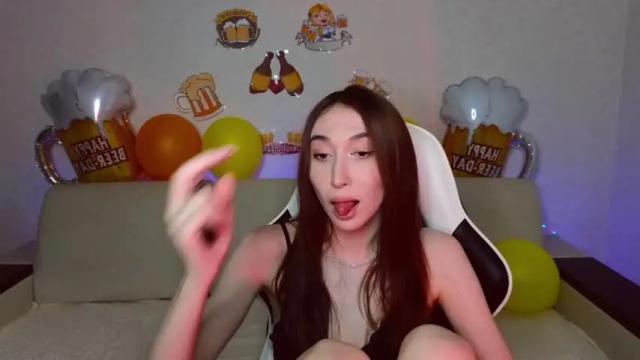 Thumbnail 3, staceyku's Stream at Chaturbate, 19 months ago