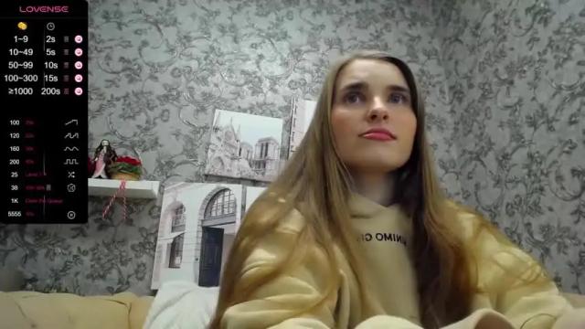 Image 8 of stacy_cruuz Stream on Chaturbate on 15 months ago