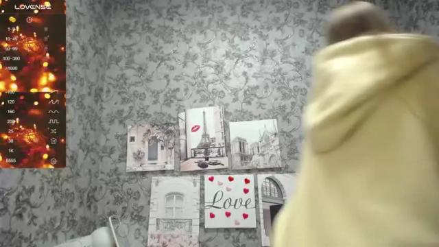 Image 2 of stacy_cruuz Stream on Chaturbate on 14 months ago