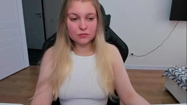 Image 12 of stacy_miraclee Stream on Chaturbate on 29 days ago