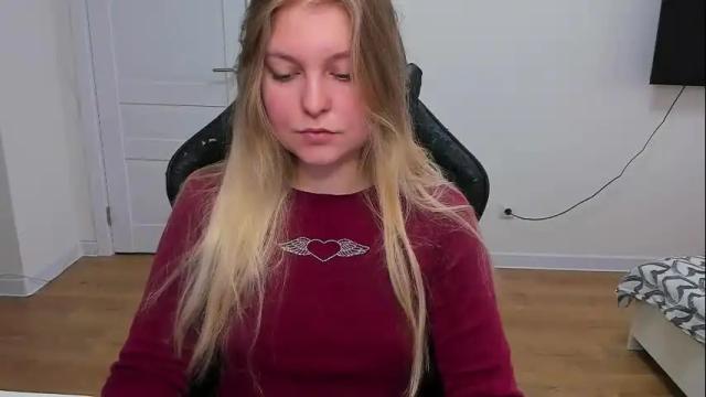 Image 3 of stacy_miraclee Stream on Chaturbate on 26 days ago