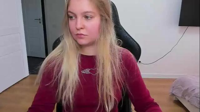 Image 2 of stacy_miraclee Stream on Chaturbate on 20 days ago
