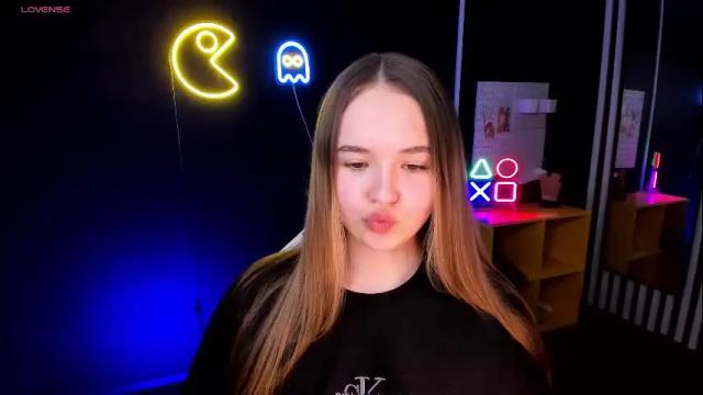 Image 4 of stacy_moor_ Stream on Chaturbate on 1 month ago