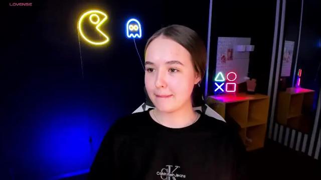 Image 6 of stacy_moor_ Stream on Chaturbate on 1 month ago