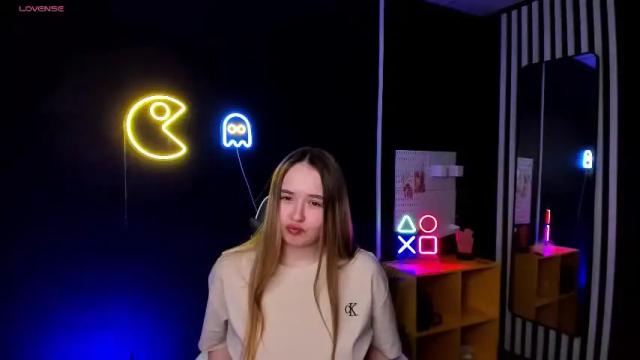 Image 8 of stacy_moor_ Stream on Chaturbate on 1 month ago