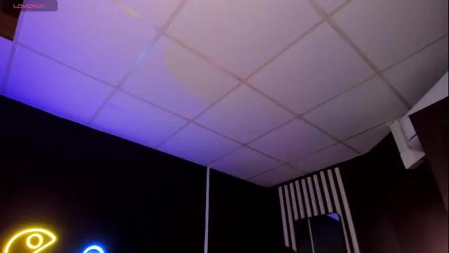 Image 6 of stacy_moor_ Stream on Chaturbate on 1 month ago