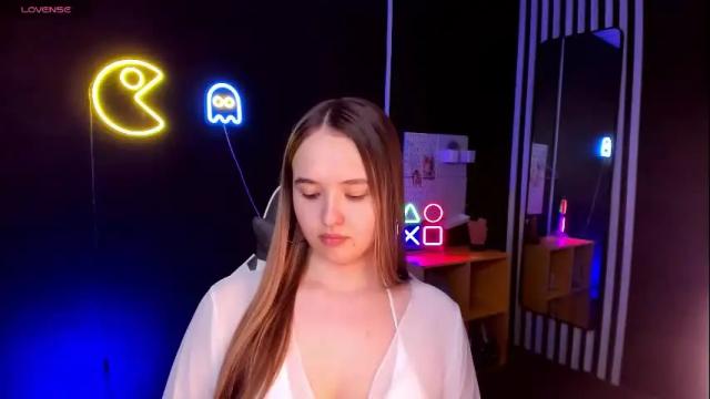 Image 4 of stacy_moor_ Stream on Chaturbate on 1 month ago