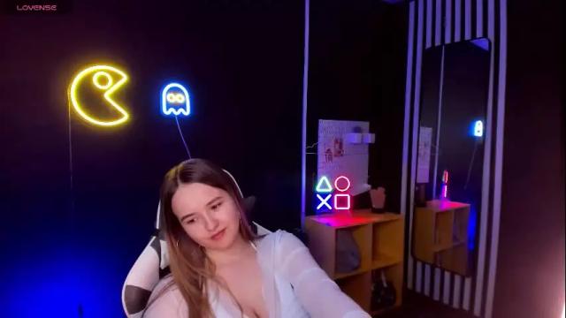 Image 8 of stacy_moor_ Stream on Chaturbate on 1 month ago