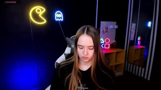 Image 2 of stacy_moor_ Stream on Chaturbate on 1 month ago