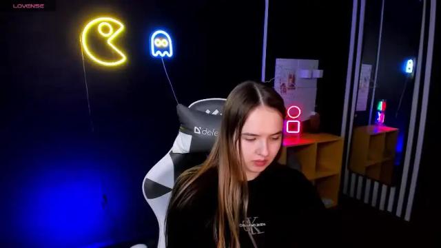 Image 3 of stacy_moor_ Stream on Chaturbate on 1 month ago