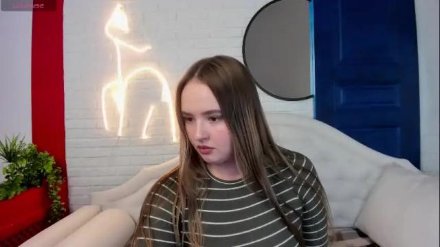 Image 3 of stacy_moor_ Stream on Chaturbate on 24 days ago