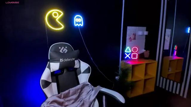 Image 3 of stacy_moor_ Stream on Chaturbate on 7 months ago