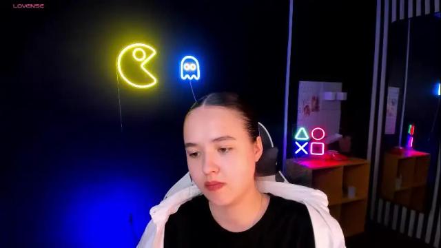 Image 2 of stacy_moor_ Stream on Chaturbate on 7 months ago