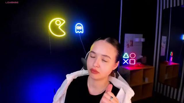 Image 3 of stacy_moor_ Stream on Chaturbate on 7 months ago