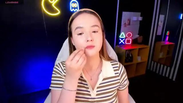 Image 4 of stacy_moor_ Stream on Chaturbate on 7 months ago