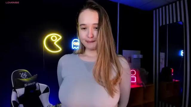 Image 7 of stacy_moor_ Stream on Chaturbate on 7 months ago