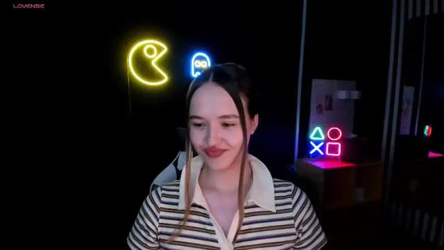 Image 3 of stacy_moor_ Stream on Chaturbate on 6 months ago