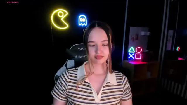 Image 8 of stacy_moor_ Stream on Chaturbate on 6 months ago