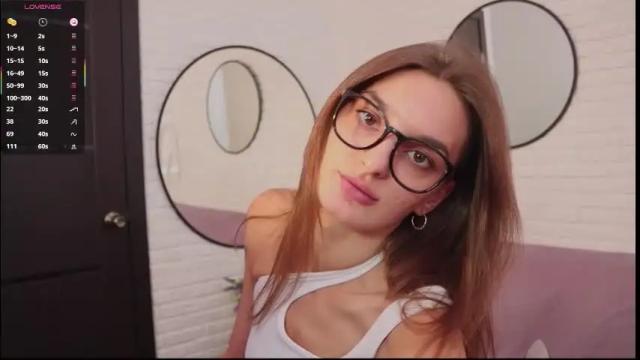 Image 2 of stacy_sexylips Stream on Chaturbate on 2 months ago
