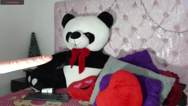 Image 6 of stacy_waine Stream on Chaturbate on 17 months ago