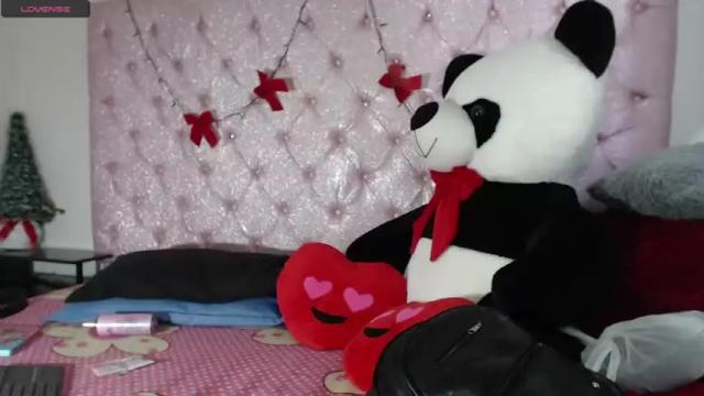 Image 2 of stacy_waine Stream on Chaturbate on 16 months ago