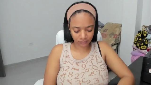 Image 2 of stacy_woods Stream on Chaturbate on 25 days ago