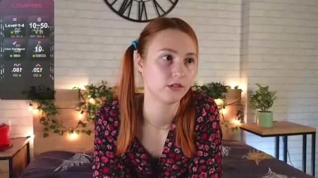 Image 4 of stacybesty Stream on Chaturbate on 14 months ago