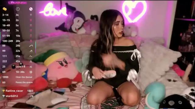 Image 4 of stacycakesxo Stream on Chaturbate on 3 months ago