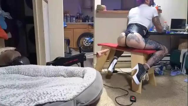 Image 4 of stacytasteme Stream on Chaturbate on 2 days ago