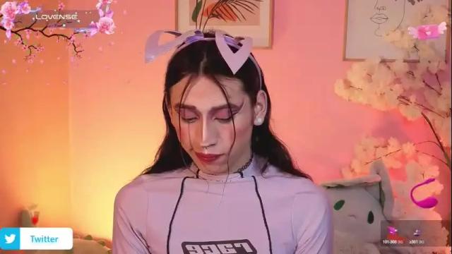 Image 2 of star_mor_ Stream on Chaturbate on 1 month ago