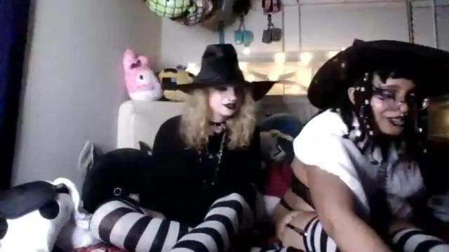 Image 7 of stardustgoddess Stream on Chaturbate on 15 months ago