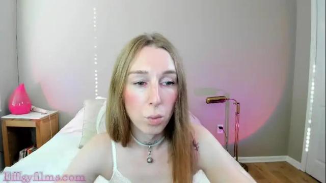 Image 2 of starduvall Stream on Chaturbate on 2 months ago