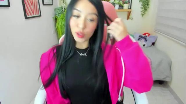 Image 4 of starlie_ Stream on Chaturbate on 12 days ago