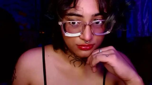 Image 2 of stars4spider_ Stream on Chaturbate on 1 month ago