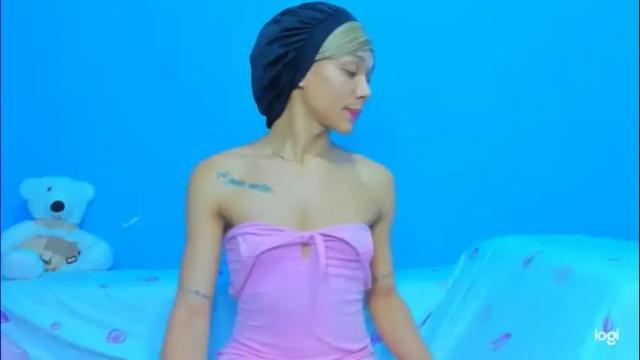 Image 4 of stassiebell Stream on Chaturbate on 2 months ago