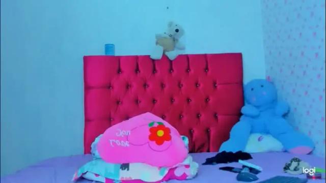 Image 3 of stassiebell Stream on Chaturbate on 9 days ago