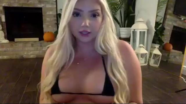 Image 8 of stassilovexo Stream on Chaturbate on 24 months ago