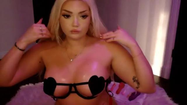 Thumbnail 3, stassilovexo's Stream at Chaturbate, 21 months ago