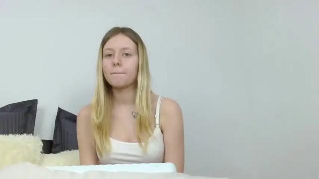 Image 4 of stasygilbert Stream on Chaturbate on 16 months ago