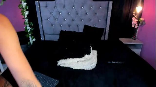 Image 6 of stefania_paz Stream on Chaturbate on 4 days ago