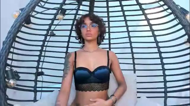 Image 3 of stefania_paz Stream on Chaturbate on 3 months ago