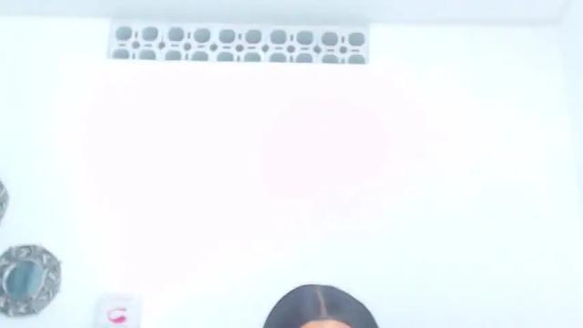 Image 12 of stefaniflores Stream on Chaturbate on 20 months ago