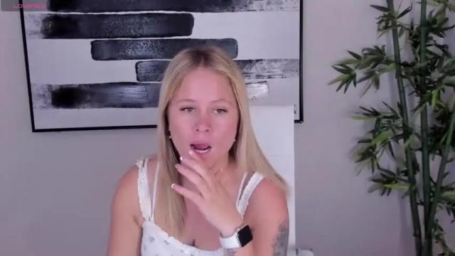 Image 4 of stefannny_ Stream on Chaturbate on 13 months ago
