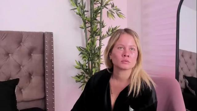 Image 8 of stefannny_ Stream on Chaturbate on 2 months ago