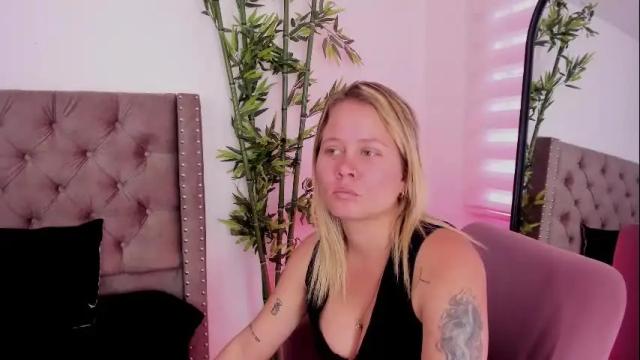 Image 7 of stefannny_ Stream on Chaturbate on 2 months ago
