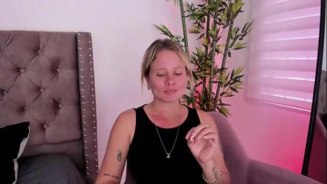 Image 8 of stefannny_ Stream on Chaturbate on 2 months ago