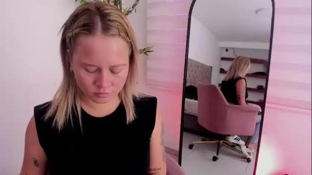 Image 2 of stefannny_ Stream on Chaturbate on 1 month ago