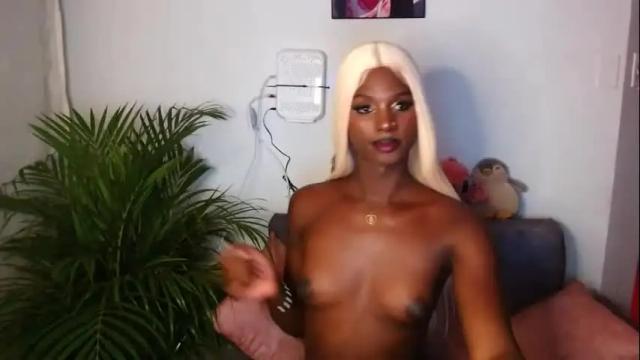 Image 2 of stefanny_2001 Stream on Chaturbate on 4 days ago