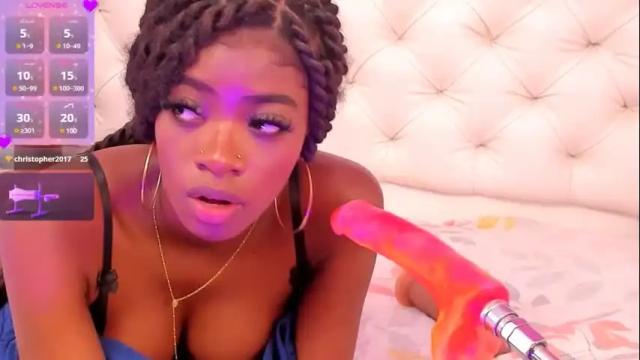 Image 2 of stefannyevans Stream on Chaturbate on 1 month ago