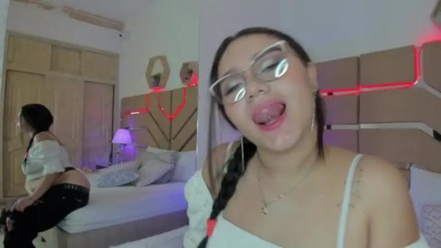 Image 7 of stefany_arias Stream on Chaturbate on 14 months ago